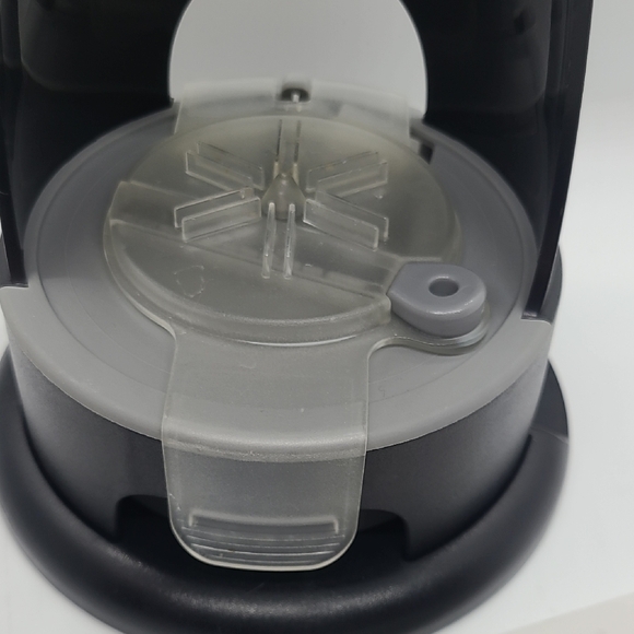 Pampered Chef Veggie Twil & Curl / Spiralizer - Picture 5 of 12